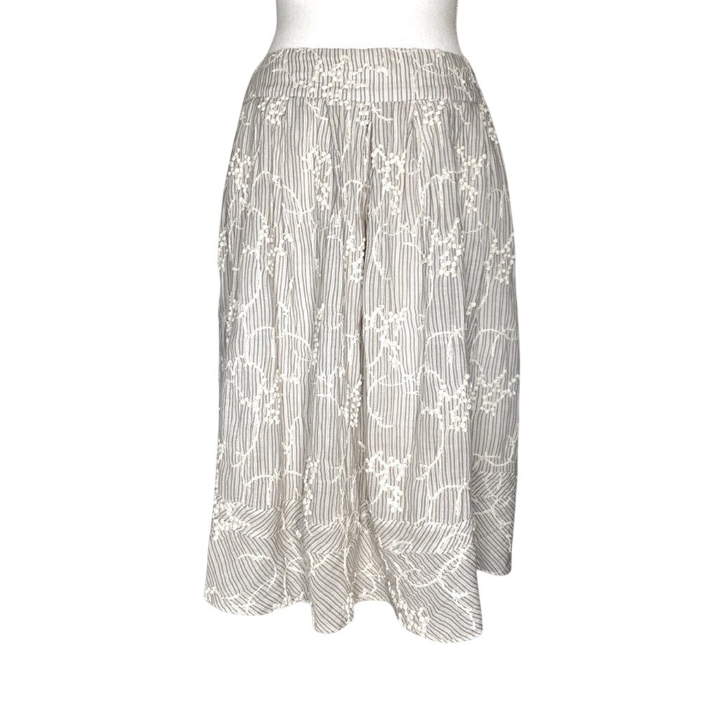 Antonio Melani Embroidered Skirt Women Size 4. ‎ 100% Cotton